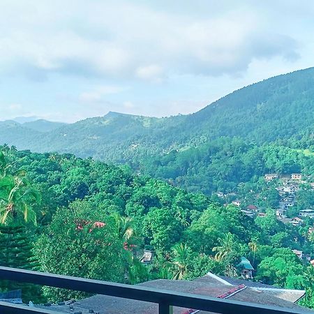 Hotel Mountain View à Kandy Extérieur photo